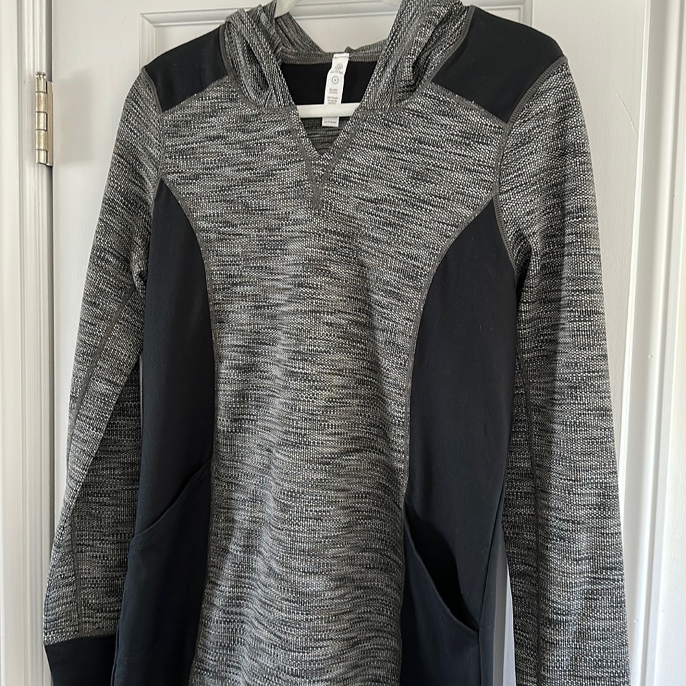 Aventura Hooded Tunic